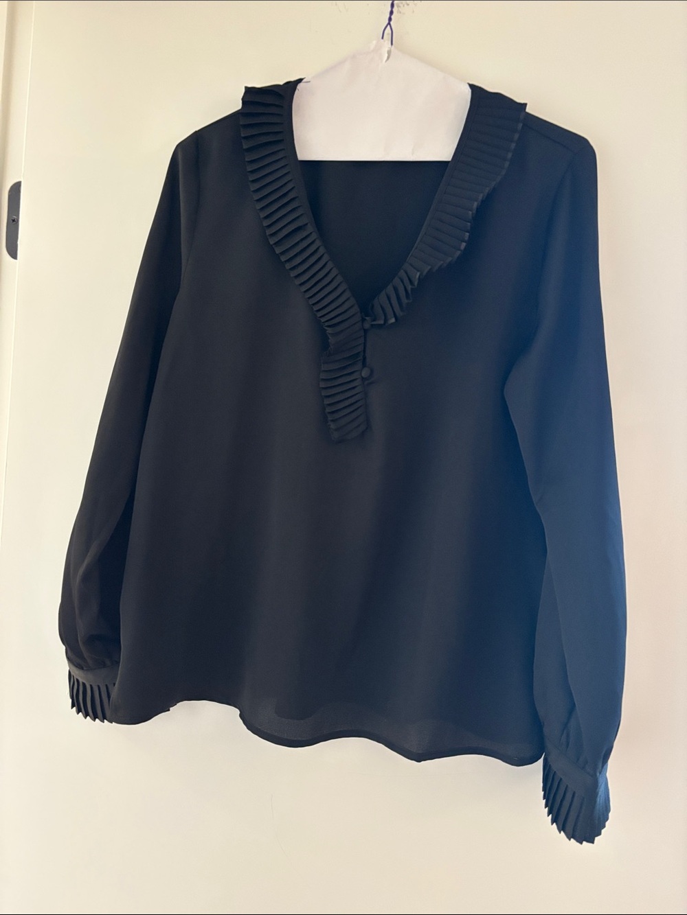Pleated V-Neck Long-Sleeve Blouse in Black